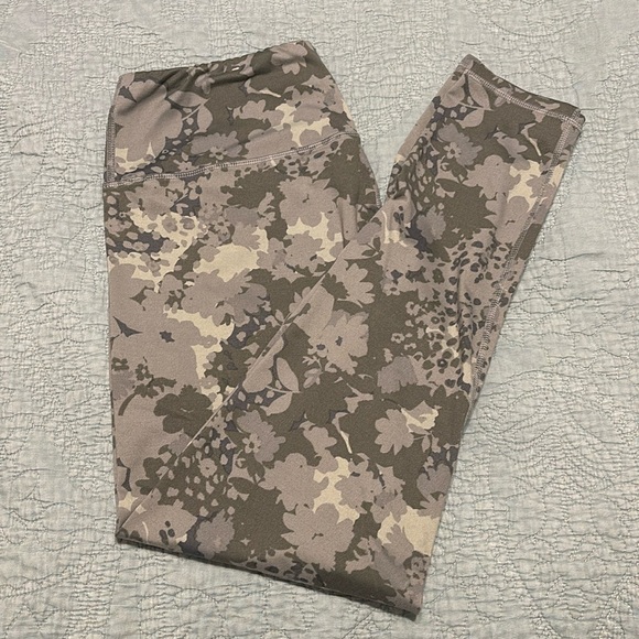 Maurice’s Leggings - Picture 1 of 2